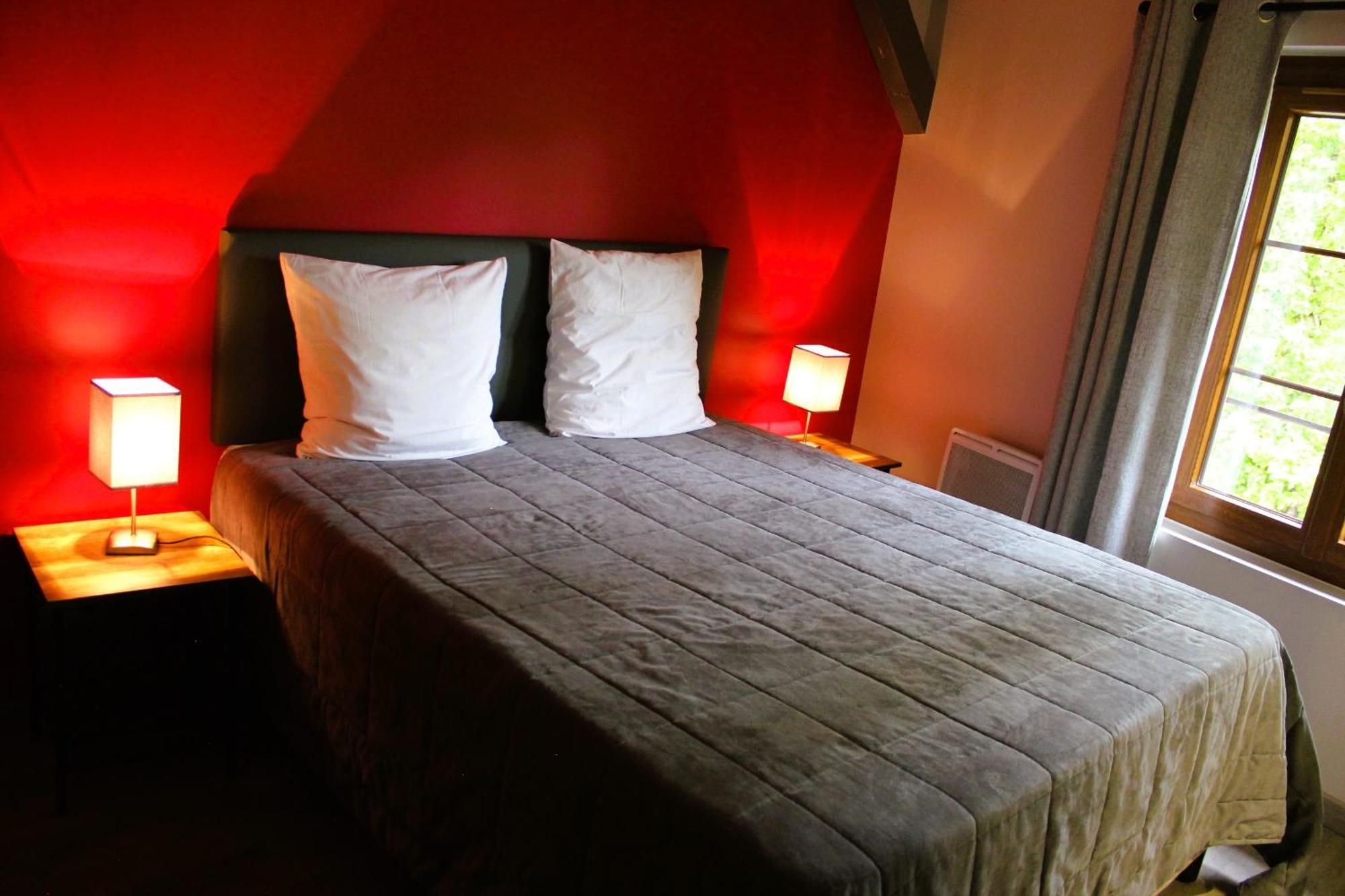 Le Saint Hubert Hotel Arcis-sur-Aube Ngoại thất bức ảnh